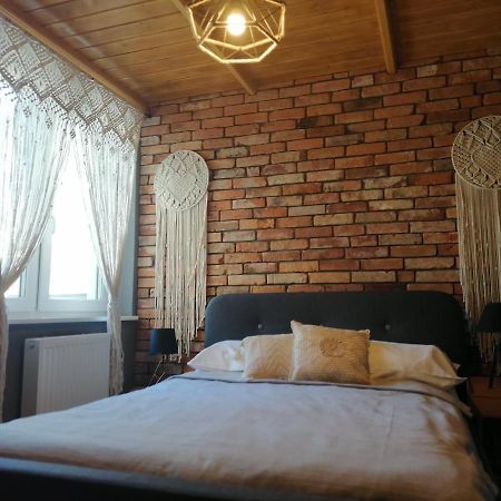 Appartamento Apartament Jelen Złotów Esterno foto